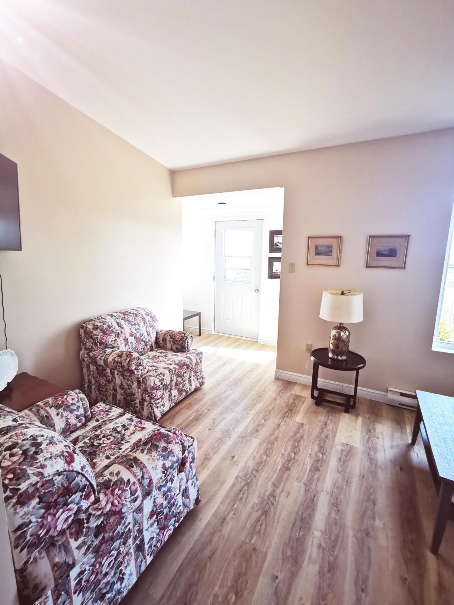 181 Oceanside Inn ペギーズ・コーブ エクステリア 写真